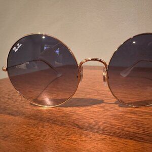 Ray Ban Round Sunglasses with gold frame and blue lenses